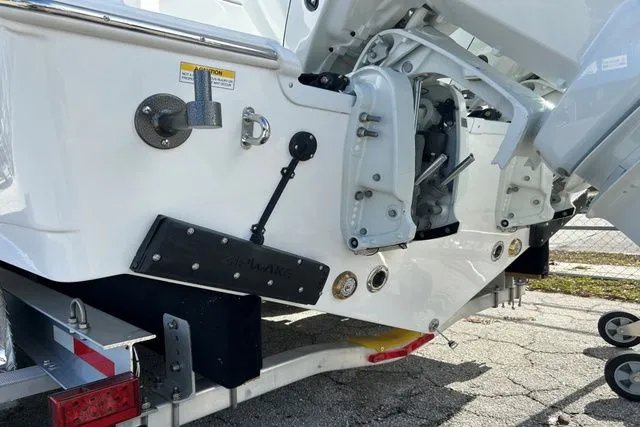 Slide: The Image of Sea Pro 292 Offshore 2025 - 44