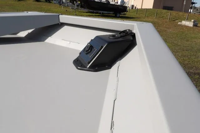 Slide: The Image of SeaArk 1660 MVT 2024 - 14