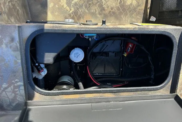 Slide: The Image of Excel 1860 Viper F4 2025 - 10