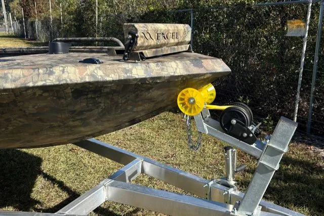 Slide: The Image of Excel 1860 Viper F4 2025 - 13