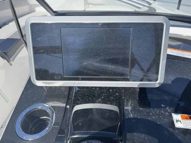 Slide: The Image of Yamaha SX250 2025 - 17