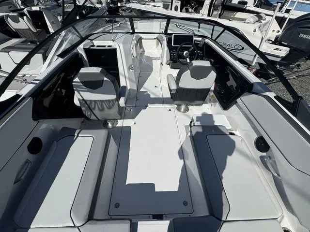 Slide: The Image of Yamaha SX250 2025 - 4