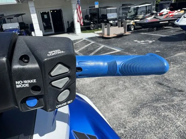 Slide: The Image of Yamaha FX Cruiser HO 2021 - 12