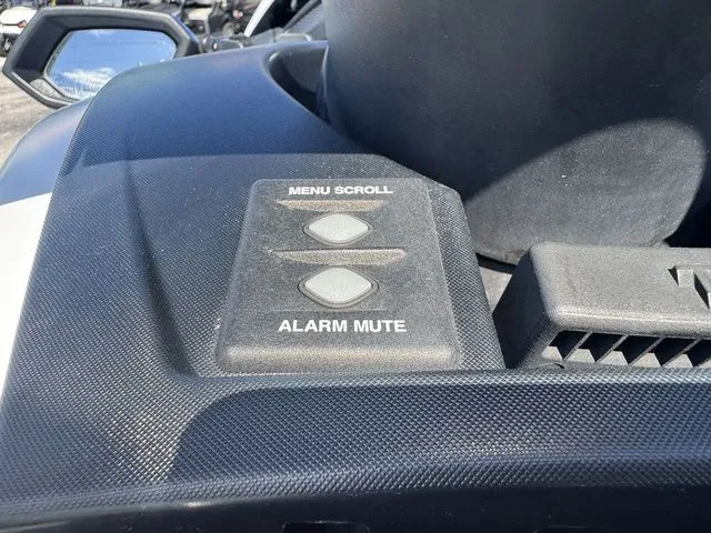 Slide: The Image of Yamaha FX Cruiser HO 2021 - 13