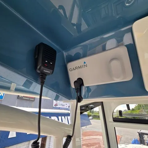 Slide: The Image of Cobia 265 Center Console 2026 - 16