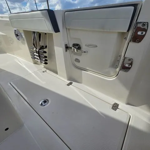 Slide: The Image of Cobia 265 Center Console 2026 - 6