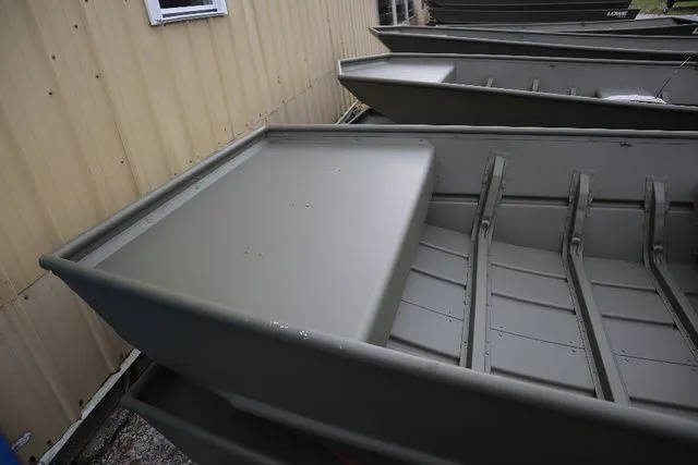 Slide: The Image of Lowe 1448 T Jon 2024 - 4