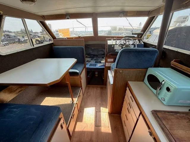 Slide: The Image of Tollycraft 26 1974 - 10