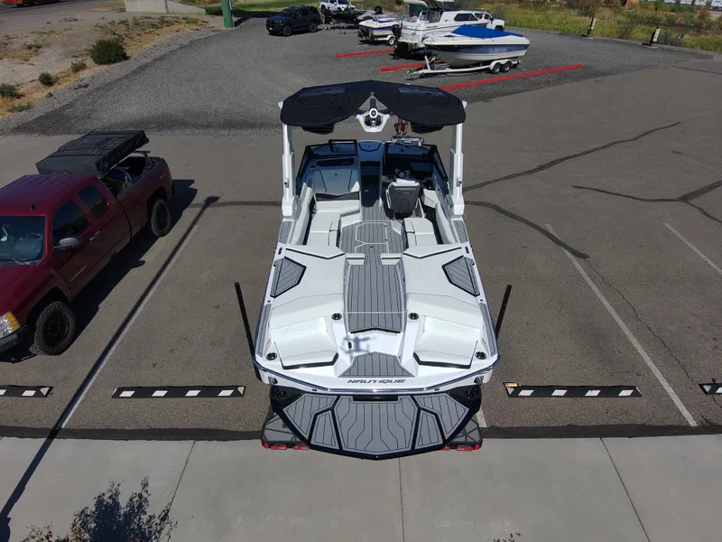 Slide: The Image of Nautique G23 2026 - 13