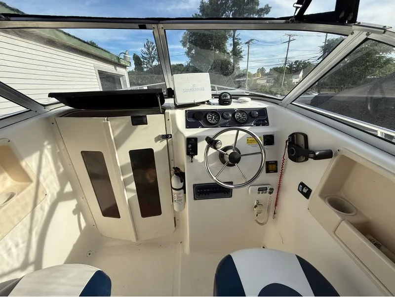 Slide: The Image of Sea Fox 210 Walk Around 2002 - 13