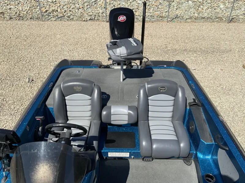 Slide: The Image of Triton 18X3 DC & SC 2009 - 5