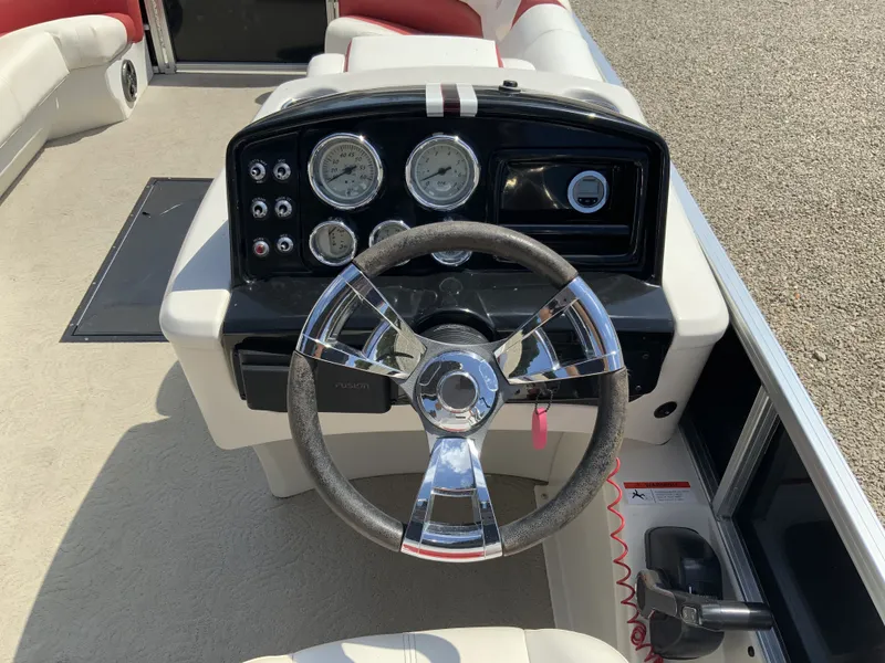 Slide: The Image of Lowe X250 Cruise 2013 - 16