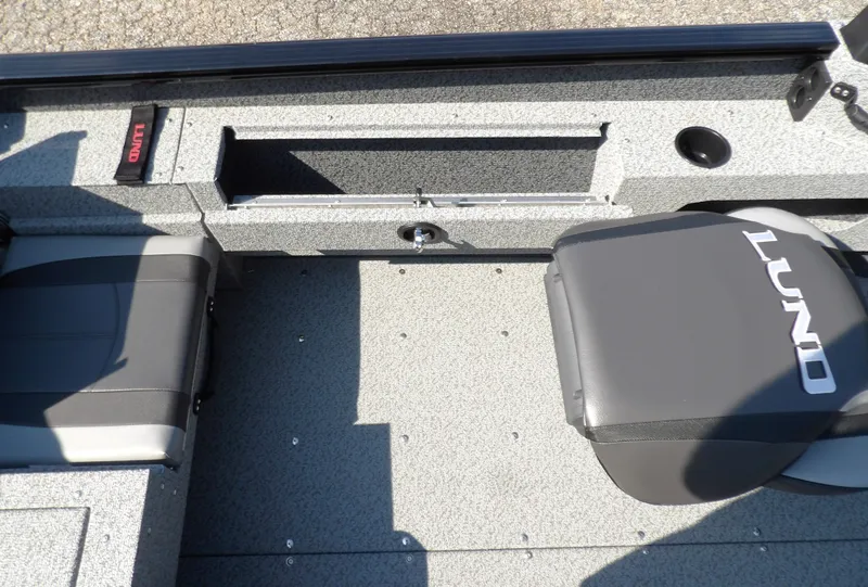 Slide: The Image of Lund 1675 Adventure Sport 2026 - 9