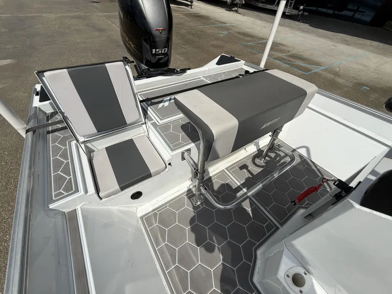 Slide: The Image of Alweld 2070cc 2024 - 14