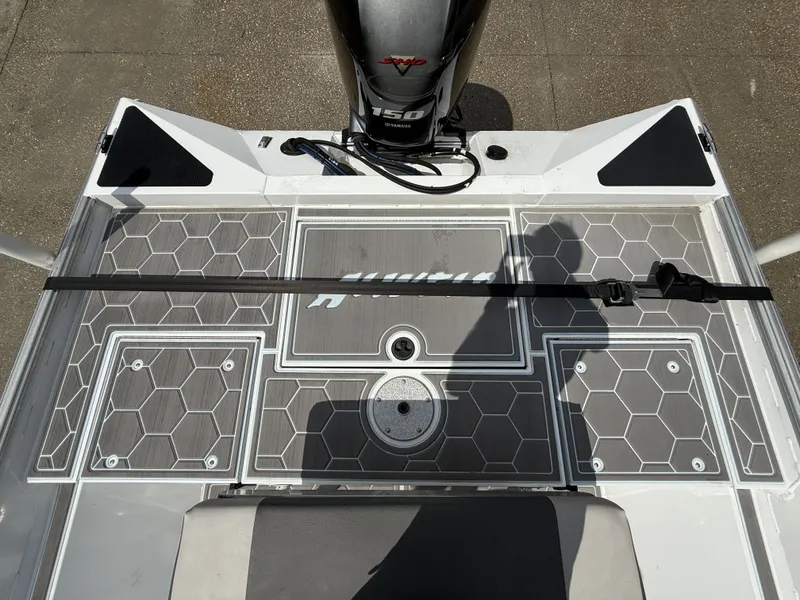 Slide: The Image of Alweld 2070cc 2024 - 15