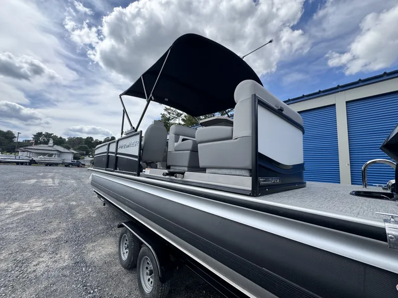 Slide: The Image of Premier Solaris Rev 250 2025 - 22