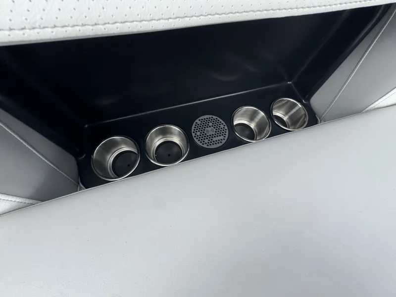 Slide: The Image of Premier Solaris Rev 250 2025 - 30