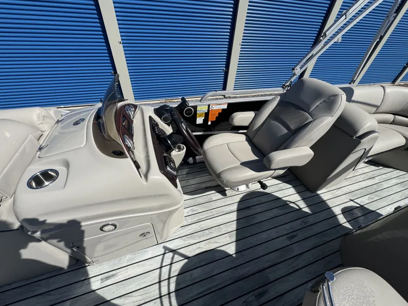 Slide: The Image of Berkshire STS Entertainment Series 23E 2.0 2016 - 7