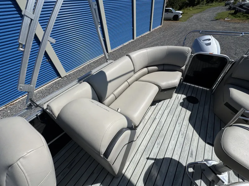 Slide: The Image of Berkshire STS Entertainment Series 23E 2.0 2016 - 9