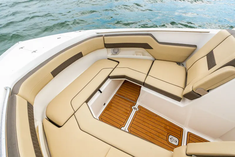 Slide: The Image of Pursuit DC 295 Dual Console 2019 - 25