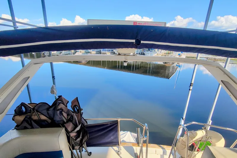 Slide: The Image of Flybridge - 10