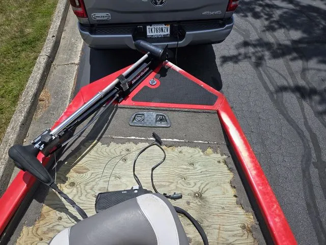 Slide: The Image of Tracker PRO TEAM 175 SE 2004 - 17