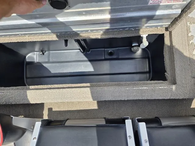 Slide: The Image of Tracker PRO TEAM 175 SE 2004 - 22