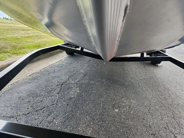 Slide: The Image of Caravelle Raptor 180 Bass 2021 - 9