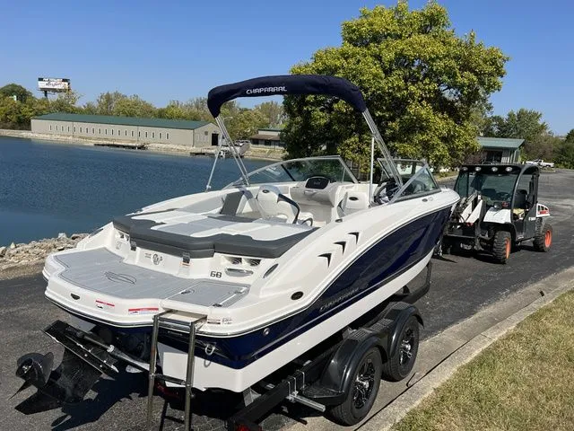 Slide: The Image of Chaparral 21 SSi 2025 - 4