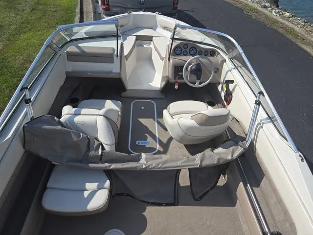 Slide: The Image of Regal 176 SE 1998 - 27