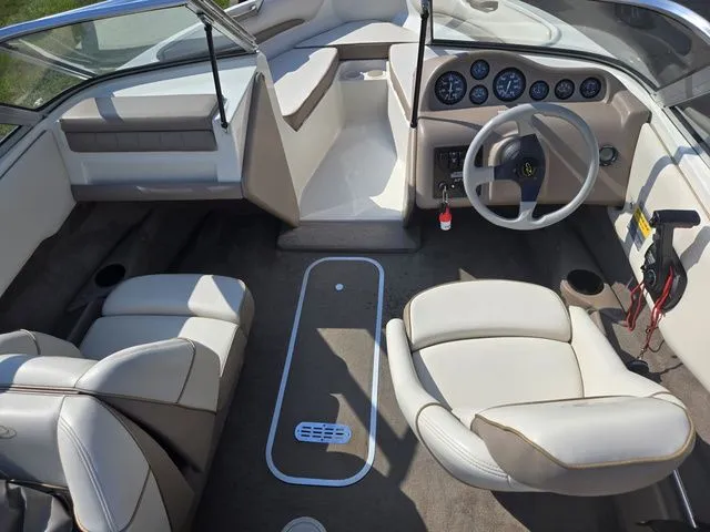 Slide: The Image of Regal 176 SE 1998 - 28