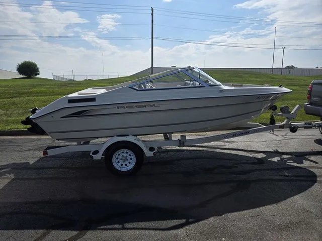 Slide: The Image of Regal 176 SE 1998 - 5