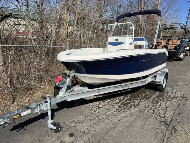 Slide: The Image of Robalo R160 Center Console 2025 - 2