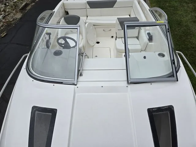 Slide: The Image of Bayliner 642 Cuddy 2015 - 21