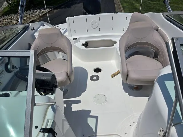 Slide: The Image of Hurricane Sun Deck 2200 2014 - 13