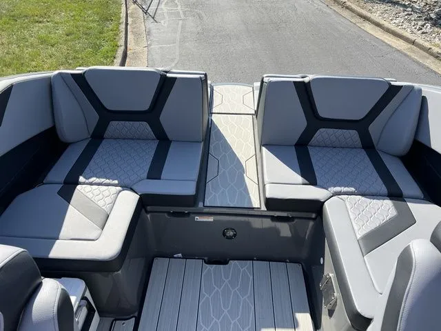 Slide: The Image of Yamaha 222XD Only 1 Black Left! 2025 - 22