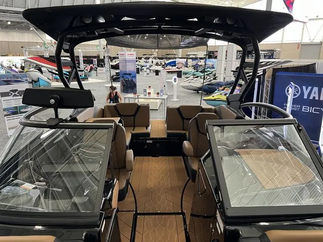 Slide: The Image of Yamaha 255XD SURF Only 1 Navy/Mist Gray Left! 2025 - 24