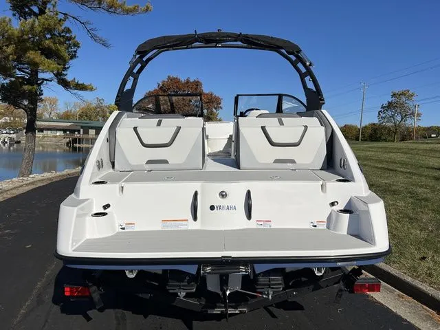 Slide: The Image of Yamaha AR 220 Only 1 Blue Left! 2025 - 6