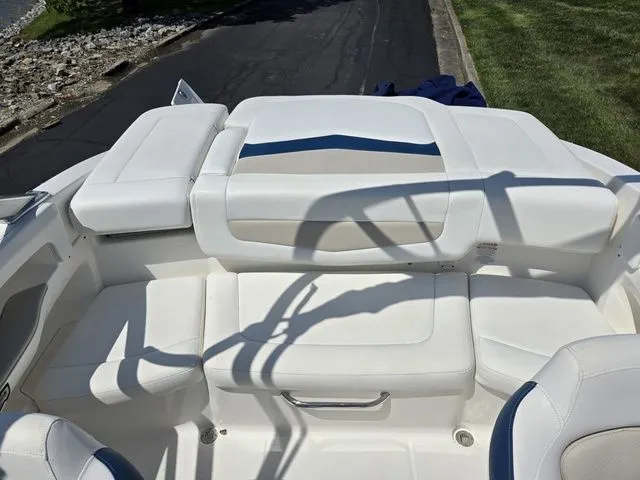 Slide: The Image of Chaparral SSI SPORT BOAT 196 SSI 2011 - 24