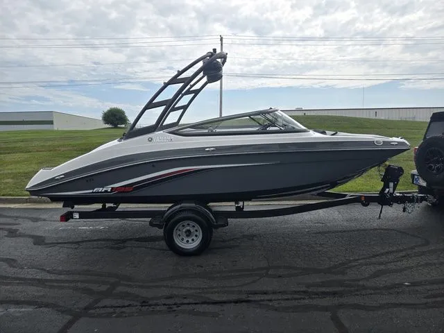 Slide: The Image of Yamaha AR195 2019 - 5