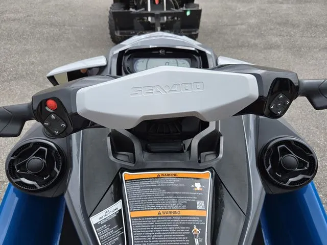 Slide: The Image of Sea-Doo GTX 230 Rotax® 1500 HO ACE™ W/Sound System 2019 - 14