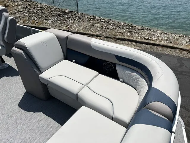 Slide: The Image of Godfrey Sweetwater 2286 Quad Social Tri-Toon 2025 - 11