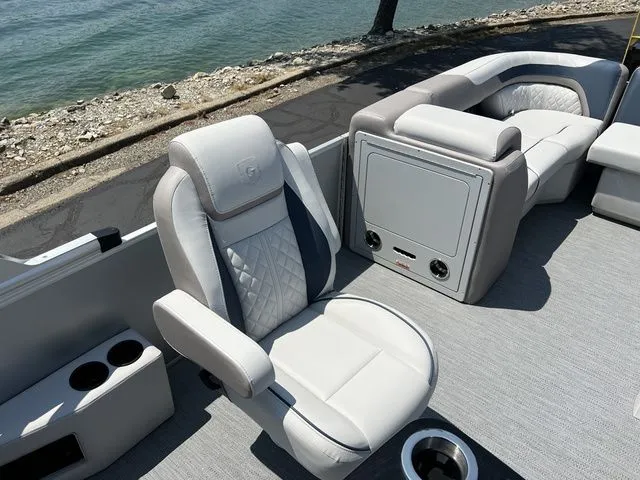 Slide: The Image of Godfrey Sweetwater 2286 Quad Social Tri-Toon 2025 - 18