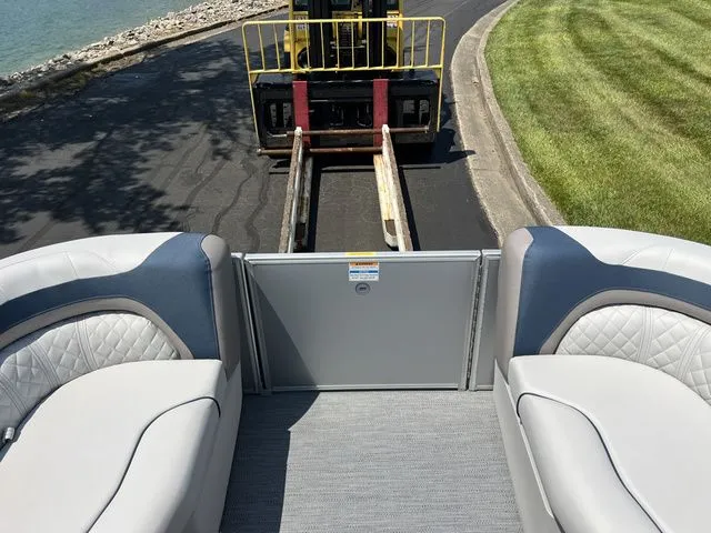 Slide: The Image of Godfrey Sweetwater 2286 Quad Social Tri-Toon 2025 - 23