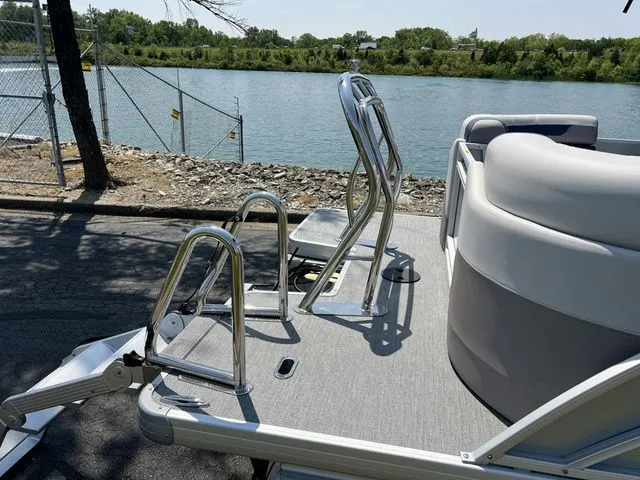 Slide: The Image of Godfrey Sweetwater 2286 Quad Social Tri-Toon 2025 - 9