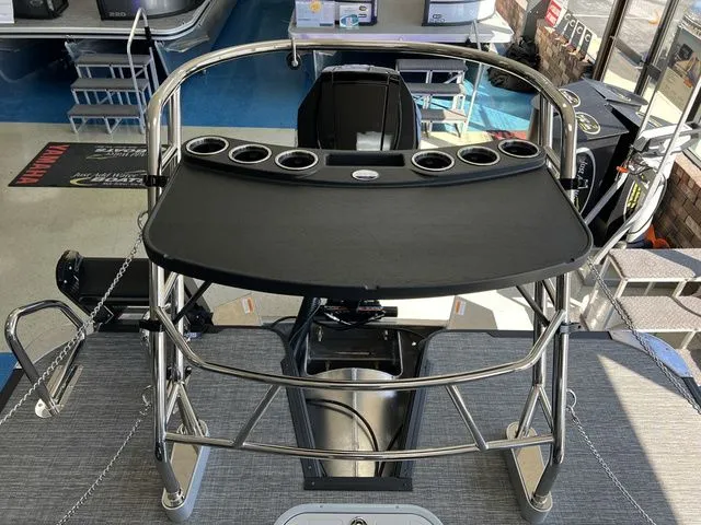 Slide: The Image of Crest Caribbean Sport 230 SLRC W/ 350HP Verado V10! 2025 - 18