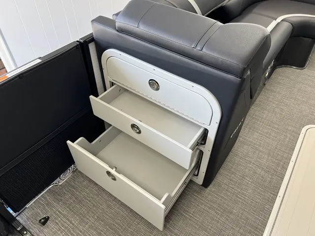 Slide: The Image of Crest Caribbean Sport 230 SLRC W/ 350HP Verado V10! 2025 - 32