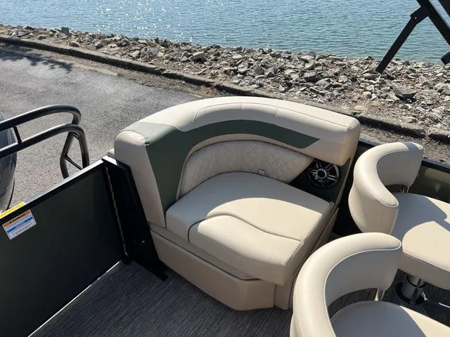 Slide: The Image of Godfrey Sweetwater 2286MT Bar Boat 2025 - 15