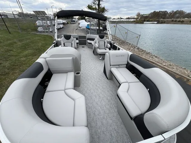 Slide: The Image of South Bay 222 RS LE 2025 - 5