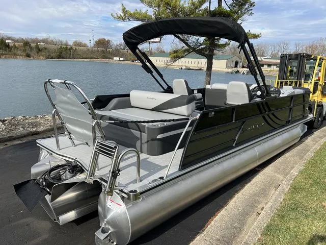 Slide: The Image of South Bay S224 UL 3.0 2025 - 5